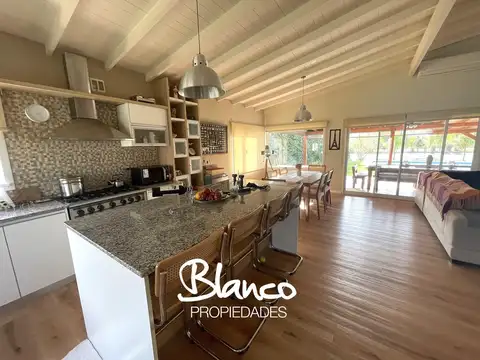 Casa en Alquiler al Oeste