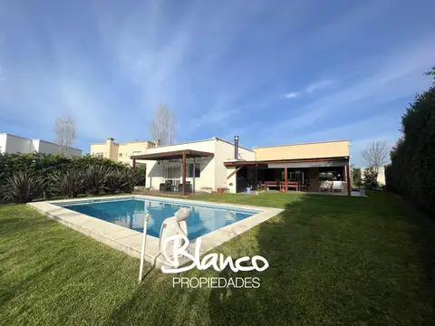 Casa  en Alquiler en El Cantón, Escobar, G.B.A. Zona Norte