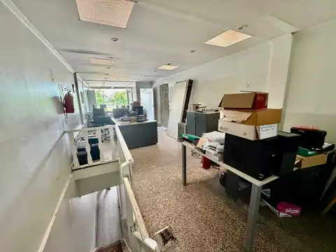 OFICINA Y DEPOSITO SOBRE GRAL.PAZ