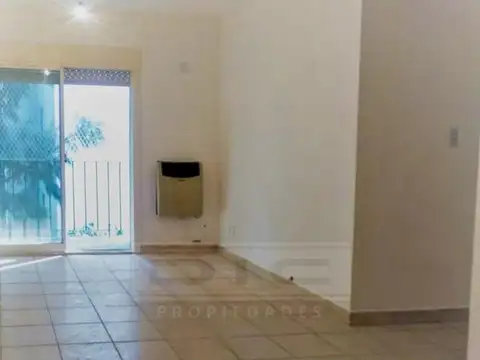 Gobernador Vernet al 500 entre Av. Libertador y Juan Carlos Cruz