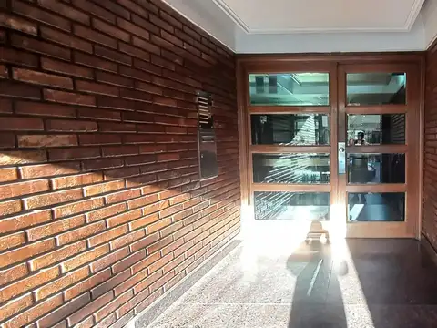 Avenida Monroe 2000, Piso PB