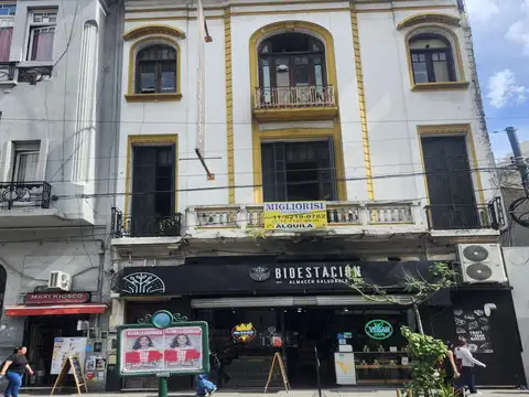 Depto.tipo casa de 8 ambientes en Alquiler en Barrio norte