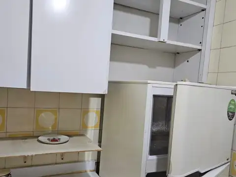 RIVADAVIA 1500, Piso 1