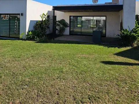 Casa en Venta en Santo Tomas, USD 184.000