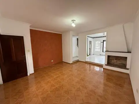 Casa en Alquiler de 3 dormitorios