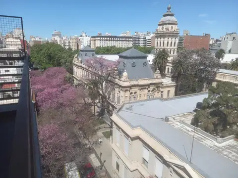 Santa Fe 2000, Piso 9