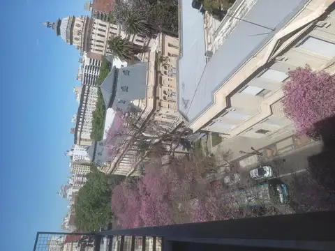 Departamento en Venta de 6 ambientes