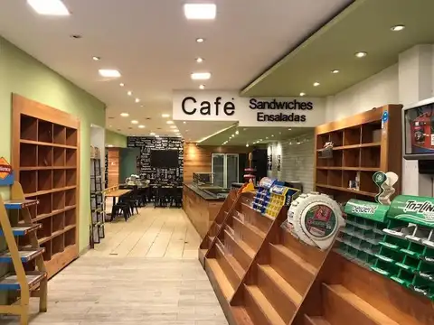 Bouchard 400 Deposito - Galpón . Local 220m en Pb,  Frente Luna Park, Centro