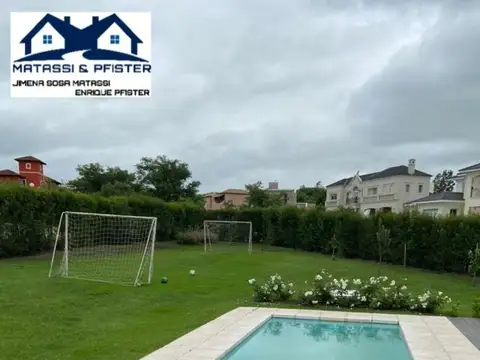 Casa en Venta en Zona Centro, USD 450.000