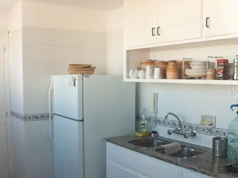 PENINSULA 500, Piso 5