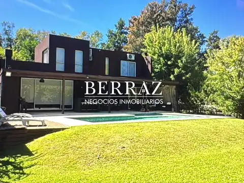 Casa Venta 2 Dormitorios Barrio Los Pilares Lote de 800 m2 Pilar