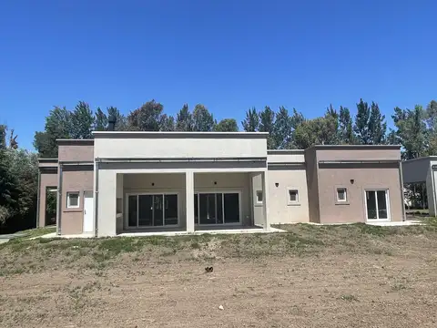 Casuarinas del Pilar 100