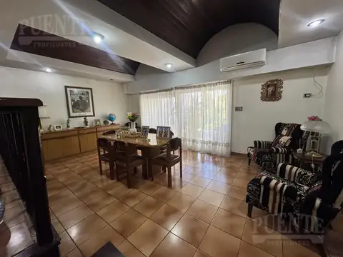 Casa en Venta en Banfield, USD 430.000