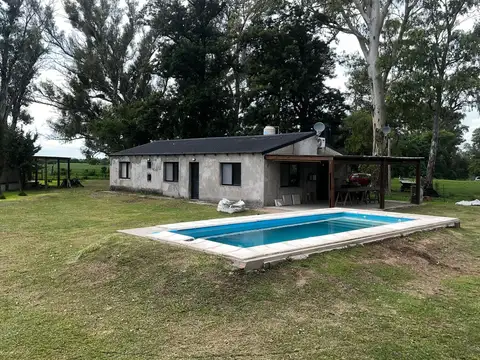 ¡OPORTUNIDAD! Casa de dos habitaciones en Solares Norte