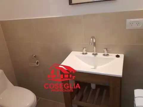 Casa 3 ambientes con 2 baños