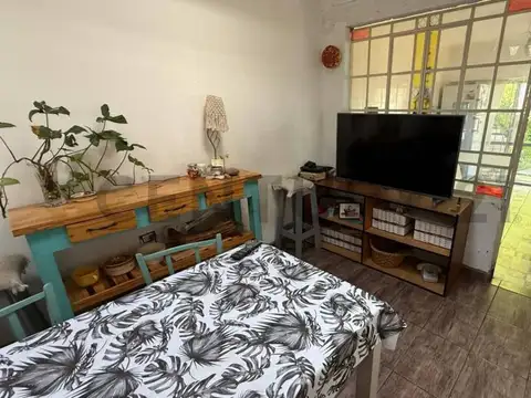 Casa 5 ambientes con 1 baño