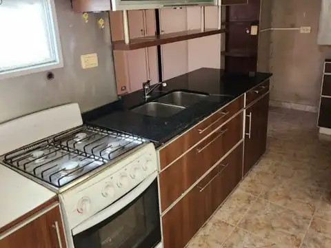 Departamento 4 ambientes con 1 baño