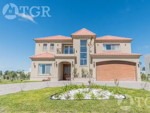 La Providencia Country &amp; Club