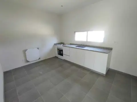 Casa en Alquiler en Del Viso, USD 700