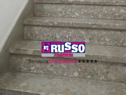 Depto Tipo Casa 3 ambientes con 1 baño