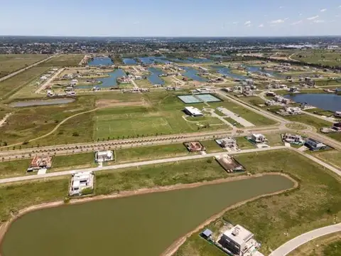 Terreno en Venta 34  mts Fondo