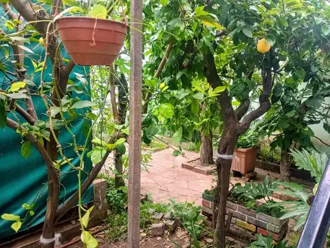 Venta Casa Villa Lugano 4amb patio terraza cochera