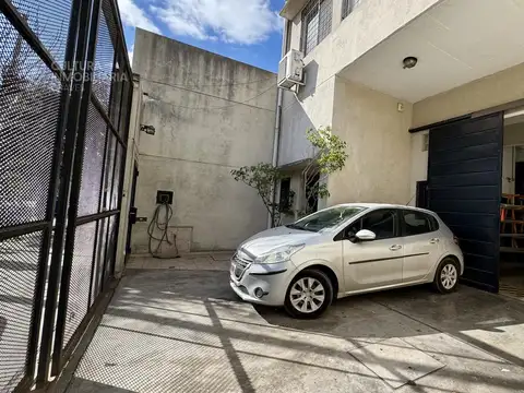 Oficina en Venta en Villa Lynch, USD 300.000