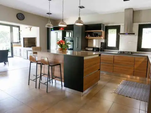 Casa en Venta en El Rocio, USD 498.000