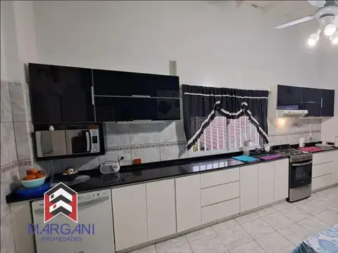Departamento en Venta en Villa Luzuriaga, USD 95.000