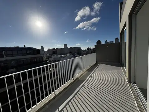 Departamento de 2 ambientes en alquiler, con balcón aterrazado A ESTRENAR