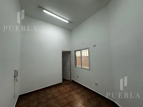 Galpon en Alquiler en Pompeya, USD 3.500