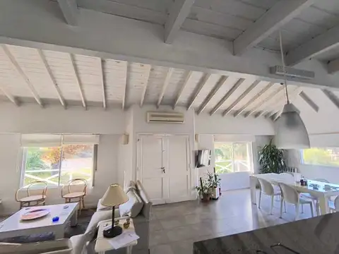 Casa 3 ambientes con 3 baños