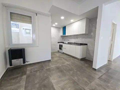 Plaza Mitre, La Rioja y Av. Colon