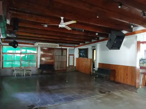 Local en Venta 30 años