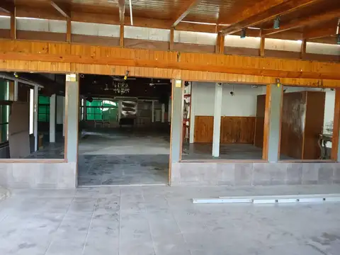 Local comercial en venta Piñero