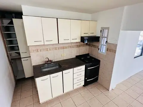 Av. Pte Juan D Peron 4400