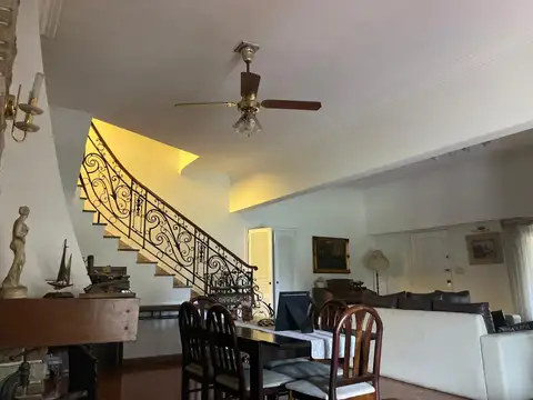 Casa en Venta en Moreno, USD 1.000.000