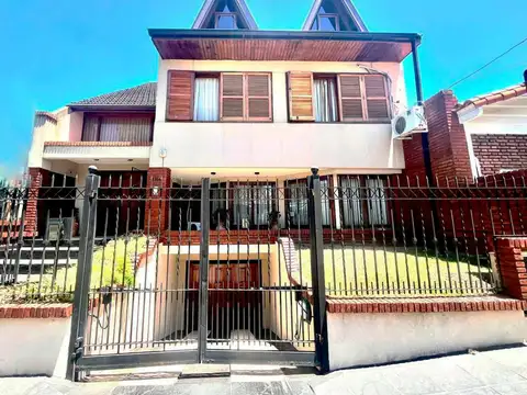 Muy buena propiedad en Parque Ayerza