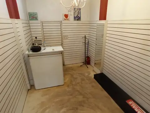 Local en Alquiler en Centro, $ 600.000