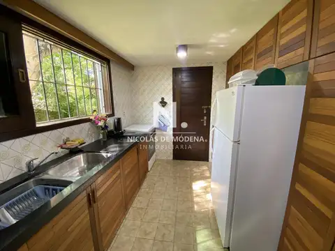 En venta casa en Lugano de 3 dormitorios, Punta del Este