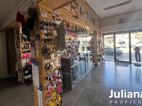 Local en Venta en Quilmes, USD 180.000