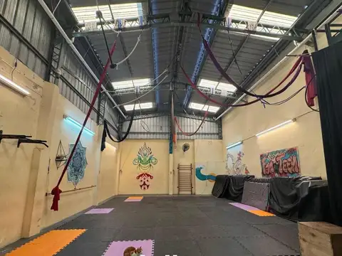 Local en Venta en Quilmes, USD 180.000