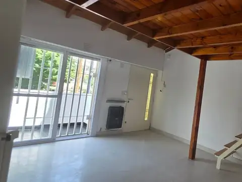 Depto Tipo Casa en Venta al Oeste