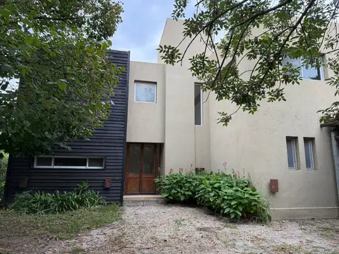 Casa  en Venta  Saint Matthews APTA CREDITO Pilar, G.B.A. Zona Norte