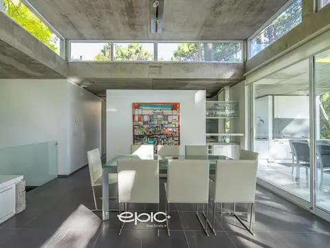 Casa en Venta en Carilo, USD 695.000