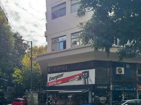 Laprida 1600, Piso 0