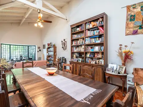 Casa en Venta con 1 cochera