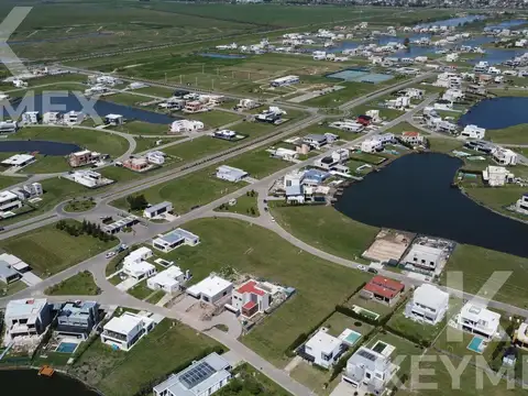 Terreno en Venta 20  mts Frente