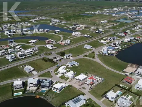 Venta Terreno en  Villalobos Hudson con Proyecto Aprobado