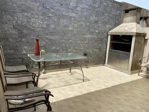 Casa Triplex  en Alquiler en Villa Bosch, Tres de Febrero, G.B.A. Zona Oeste